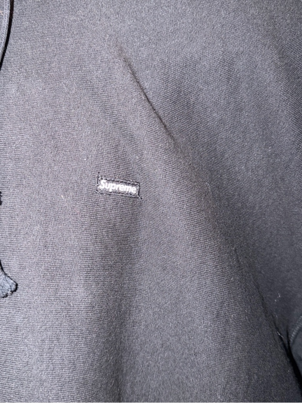 Black supreme hoodie small logo - Picture 2 of 4